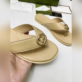 Новые сандалии Gucci 2023. Переплетенные буквы G являются классич