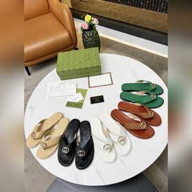 Новые сандалии Gucci 2023. Переплетенные буквы G являются классич