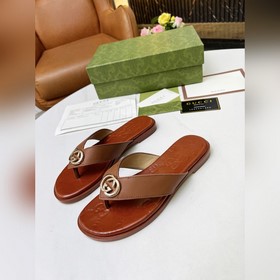 Новые сандалии Gucci 2023. Переплетенные буквы G являются классич