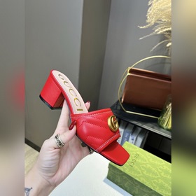 Новейшие материалы GUCCI, подкладка, кожа, импортная овечья кожа.