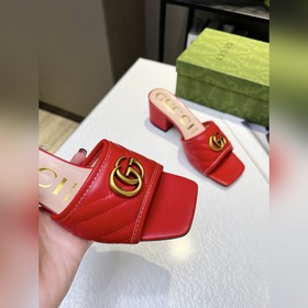 Новейшие материалы GUCCI, подкладка, кожа, импортная овечья кожа.