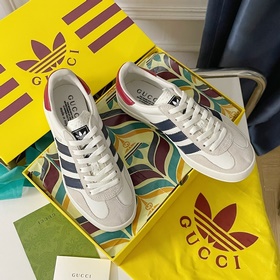 Совместная коллекция adidas x Gucci： кроссовки Gazelle для пар Ор