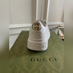 (GC) Gucci — новая серия легких кроссовок Chunky B с мягкой толст