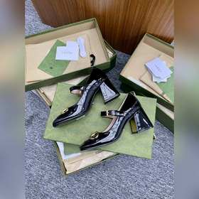 GUCCl Гуччи Новые туфли с пряжкой виде конской уздечки, с квадрат