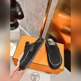 HERMES Hermes милые тапочки. Летом очень нужны универсальные тапо