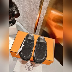 HERMES Hermes милые тапочки. Летом очень нужны универсальные тапо
