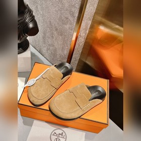 HERMES Hermes милые тапочки. Летом очень нужны универсальные тапо