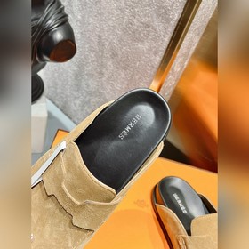 HERMES Hermes милые тапочки. Летом очень нужны универсальные тапо