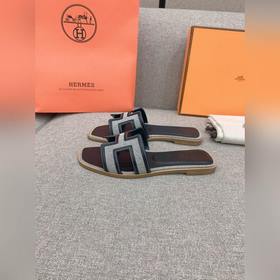 Классическая модель H от Hermes, приобретенная в оригинальном исп