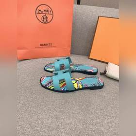 Классическая модель H от Hermes, приобретенная в оригинале для ра