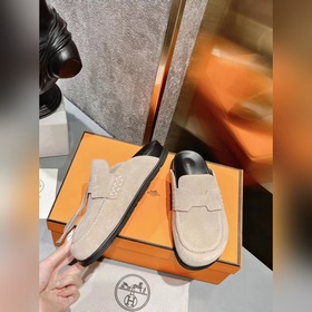 HERMES Hermes милые тапочки. Летом очень нужны универсальные тапо