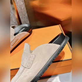 HERMES Hermes милые тапочки. Летом очень нужны универсальные тапо