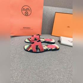 Классическая модель H от Hermes, приобретенная в оригинале, разра