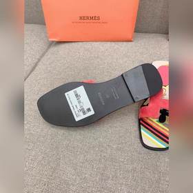 Классическая модель H от Hermes, приобретенная в оригинале, разра