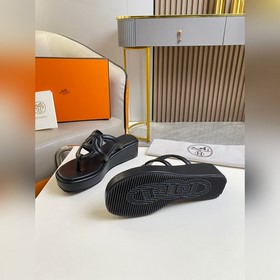 Покупка по доверенности： сандалии Hermes Extra Pig Nose Модные и 
