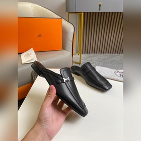 Hermes Groupie туфли-сабо с квадратным носком и H-образной пряжко