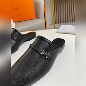 Hermes Groupie туфли-сабо с квадратным носком и H-образной пряжко