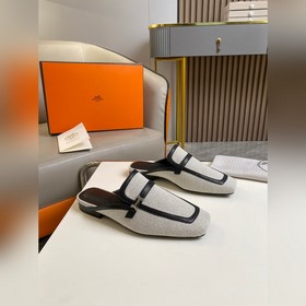 Hermes Groupie туфли-сабо с квадратным носком и H-образной пряжко