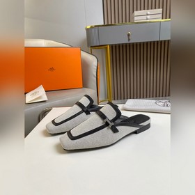 Hermes Groupie туфли-сабо с квадратным носком и H-образной пряжко