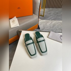 Hermes Groupie с квадратным носком и H-образной пряжкой, полусабо