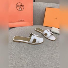 Классическая модель H-拖 от Hermes, приобретенная в оригинальном и