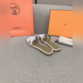 Классическая модель H-拖 от Hermes, приобретенная в оригинальном и