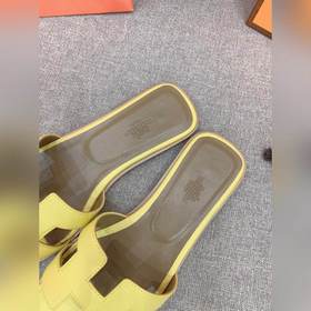 Классическая модель H-拖 от Hermes, приобретенная в оригинальном и