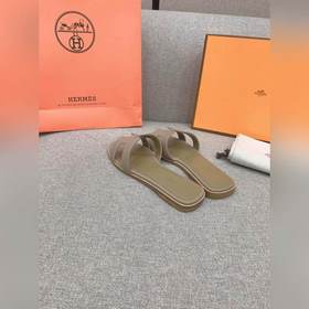 Классическая модель H-словацкого от Hermes, приобретенная в ориги