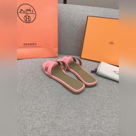 Классическая модель H-拖 от Hermes, приобретенная в оригинальном и