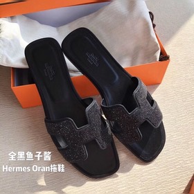 Hermès) Улучшена упаковка, улучшены фасон и качество материалов. 
