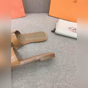 HERMES Hermes Классическая модель H-拖, приобретенная в оригинальн