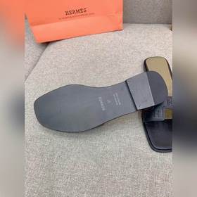 HERMES Hermes Классическая модель H-拖, приобретенная в оригинальн
