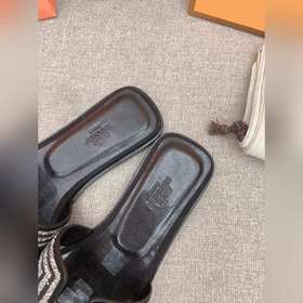 HERMES Hermes классическая модель H-образные сандалии, приобретен