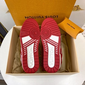 Новая версия LV Trainer 22 в новых цветах, произведенная в Гуанчж