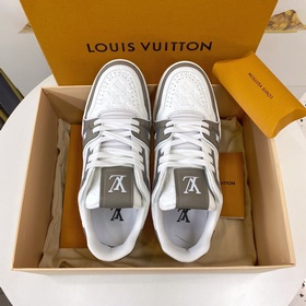 Новая версия LV Trainer 22 в новых цветах, произведенная в Гуанчж