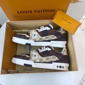 Новая версия LV Trainer с шахматным узором, доступна для приобрет