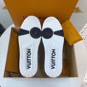 Новая версия LV Trainer с шахматным узором, доступна для приобрет