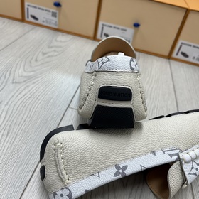 LV Monte Carlo — классические мужские туфли в новом исполнении Э
