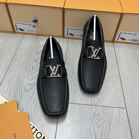 LV Monte Carlo — классические мужские туфли в новом исполнении Э