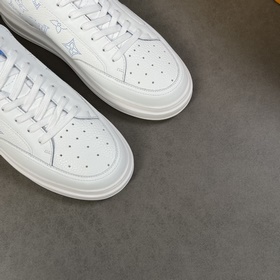 Классические мужские кроссовки LV, изготовлены из импортной кожи 