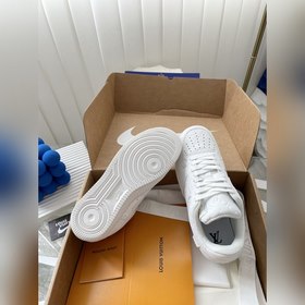 Совместная коллекция кроссовок LV и NIKE Совместная модель обуви 