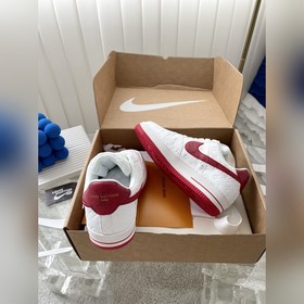 Совместная коллекция кроссовок LV и NIKE Совместная модель обуви 