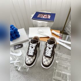 Совместная коллекция кроссовок LV и NIKE Совместная модель обуви 