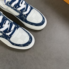 L Кроссовки LV Ollie из кожи с перфорированным узором Damier в кр