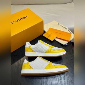LOUIS VUITTON Мужские кроссовки LV Rivoli. На зернистой коже круп