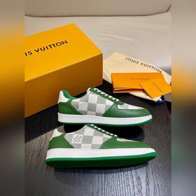 LOUIS VUITTON Мужские кроссовки LV Rivoli. На зернистой коже круп