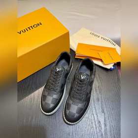 Мужские кроссовки LV Rivoli из зернистой кожи с крупным узором Da