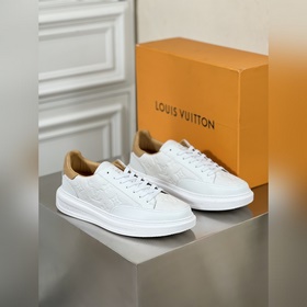 LOUIS VUITTON Луи Виттен LV. Новинка для мужчин： кроссовки Loui*V