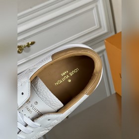 LOUIS VUITTON Луи Виттен LV. Новинка для мужчин： кроссовки Loui*V