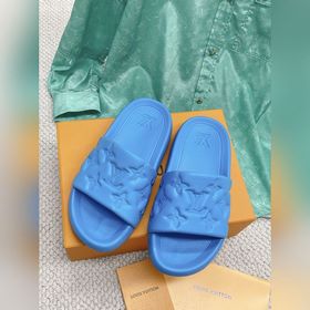 Пара LV 2023 летняя новинка Monogram рельефные тапочки Оригинальн